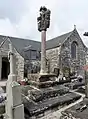 Saint-Éloy (Finistère) : le calvaire du cimetière.