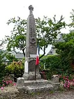 Le monument aux morts.