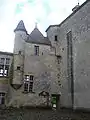 Cour intérieure de l'abbaye (août 2008)