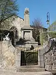 Monument aux morts auprès de l'église