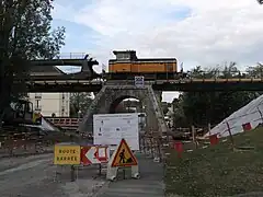 Travaux d'allongement du pont au-dessus de la rue de la mairie, Saint-Jean-de-Braye.