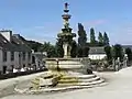 Saint-Jean-du-Doigt : fontaine monumentale (1691).