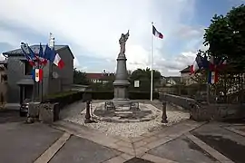 Monument aux morts.