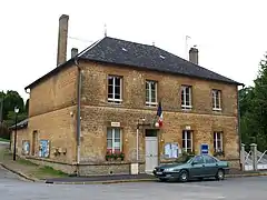 La mairie de Saint-Loup-Terrier.