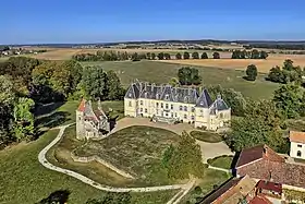 Château de Saint-Loup-Nantouard.