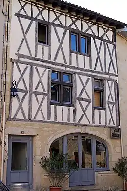 Maison, rue Carnot à Saint-Macaire