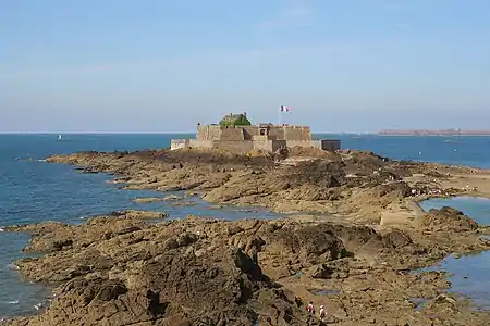 Saint-Malo, le Fort National, ancien Fort Royal (1689).