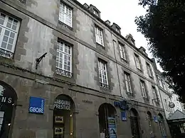 Façade de l'hôtel du Pélican