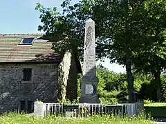 Le monument aux morts.