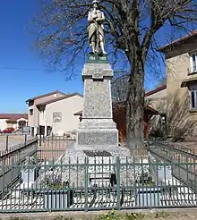 Monument aux morts de Saint-Maurice-en-Gourgois.