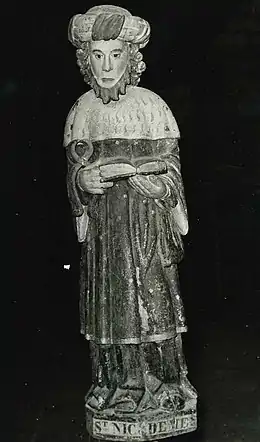 Église Saint-Nicodème : statue de saint Nicodème.