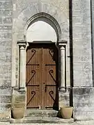 Le portail de l'église.