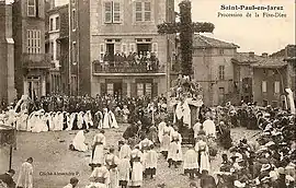 Saint-Paul-en-Jarez, procession de la Fête-Dieu.