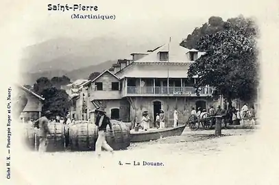 Le bureau de la douane de la place Bertin.