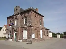 Mairie annexe de Saint-Pierre-Lavis.