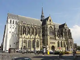 Basilique Saint-Quentin de Saint-Quentin