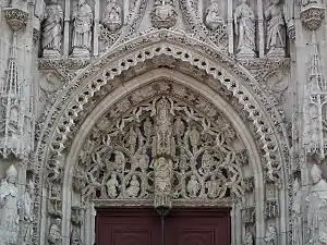 Tympan du portail de l'abbatiale de Saint-Riquier.