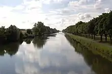 La Somme canalisée près de Saint-Valery-sur-Somme.