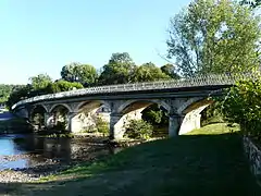 Le pont sur l'Isle