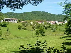 Vue du hameau de Hautefort