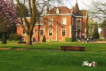 Le parc de l'École de Musique