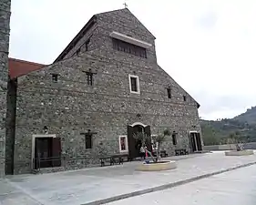 L'église Saint-Arsenios.