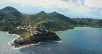 Vue du sommet (à gauche).