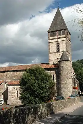 église Saint-Étienne(43° 10′ 32″ N, 1° 20′ 50″ O)