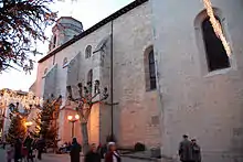 Extérieur de l'Église Saint-Jean-Baptiste.