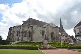 L'église Sainte-Croix