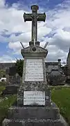 Monument aux morts de la Première Guerre mondiale offert par la ville de Saint-Palais.