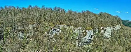 Muraille sud de l'ancien château.