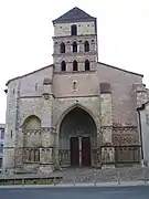 La façade.