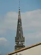 Le clocher ajouré de l'église.