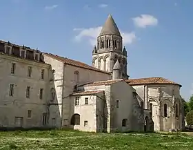 Abbaye aux Dames de Saintes.