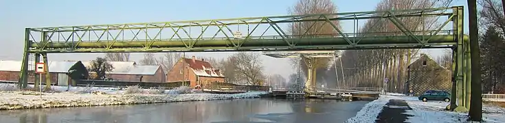 Le canal en hiver.