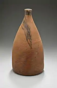 pot de saké en céramique Bizen