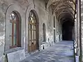 Couloir du cloître avec la salle capitulaire