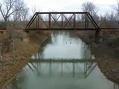 Pont ferroviaire passant sur la rivière de la Saline.