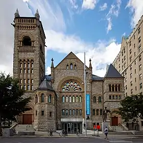 L'église Erskine and American United après les travaux liés à l'intégration en 2011 au Nusée des beaux-arts de Montréal.
