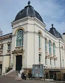 Salle des fêtes et de restauration municipale.