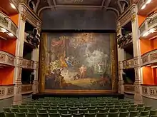 Le rideau d'Orphée abaissé dans le théâtre Charles Dullin de Chambéry