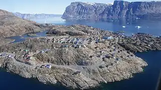 île d'Uummannaq (en), Groenland.