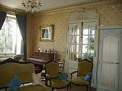 Salon de la Maison de Retraite.