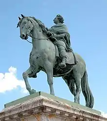 Photo d'une statue d'un homme sur un cheval