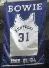 Bannière bleue sur fond blanc du maillot de Kentucky numéroté 31 porté par Bowie