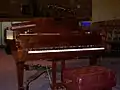 Piano Samick SG-225