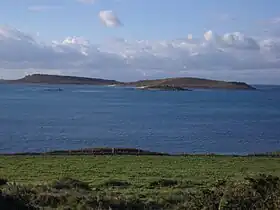 Samson vue depuis Tresco, une autre île de l'archipel.