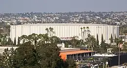 Photographie couleur du San Diego Sports Arena