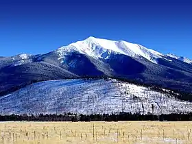 Vue du pic Humphreys en hiver.